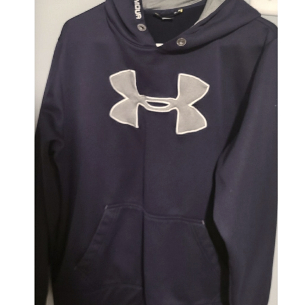 Under Armour Hoodie